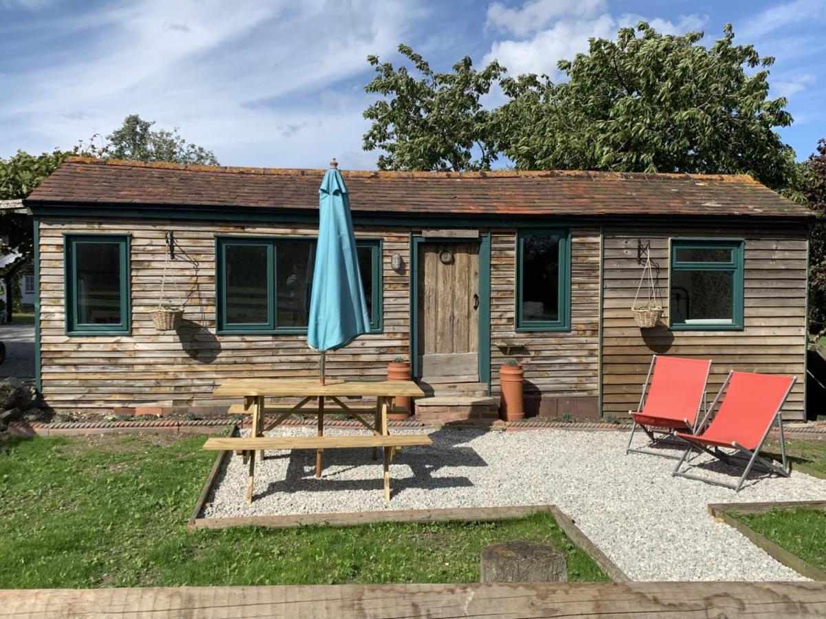 Truly Kentish Holiday Lets Teynham Bagian luar foto